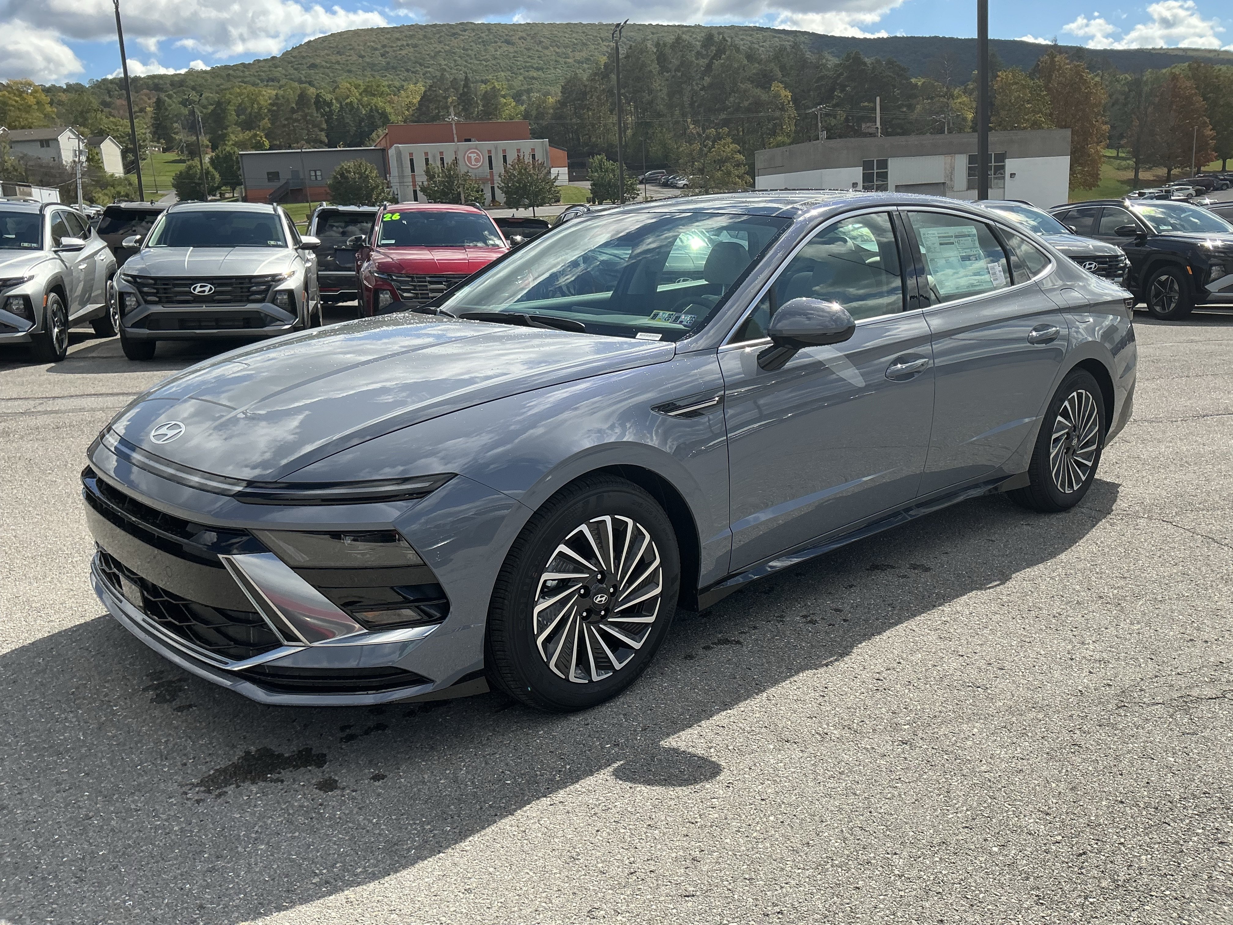 New 2026 Hyundai Sonata SEL FWD image 8