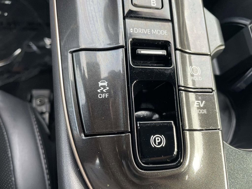 Used 2026 Toyota Crown XLE image 41