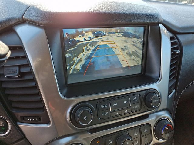 Used 2017 Chevrolet Suburban LT w/ Luxury Package image 19