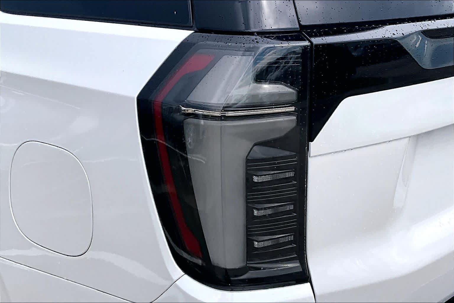 Used 2025 Chevrolet Tahoe RST w/ Comfort Package RWD image 27