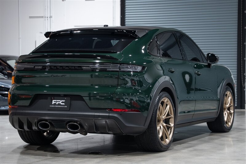 Used 2024 Porsche Cayenne Turbo GT AWD/4WD image 13