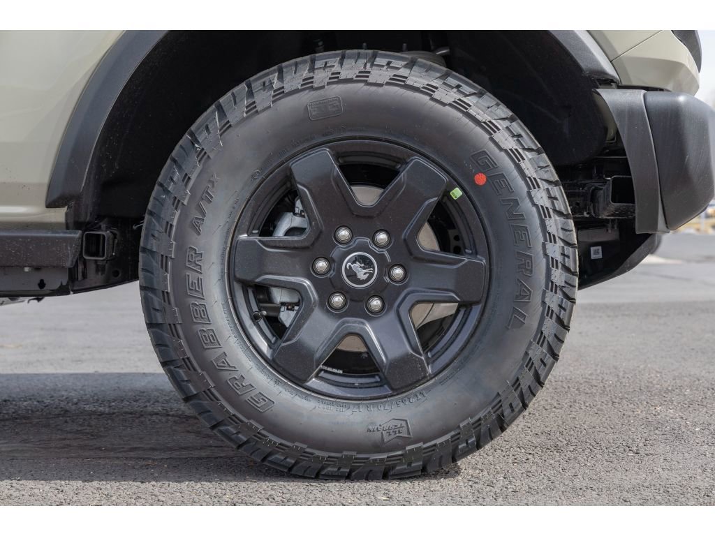 New 2025 Ford Bronco Big Bend w/ Black Diamond Package image 9