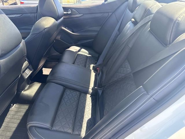 Used 2018 Nissan Maxima Platinum image 15