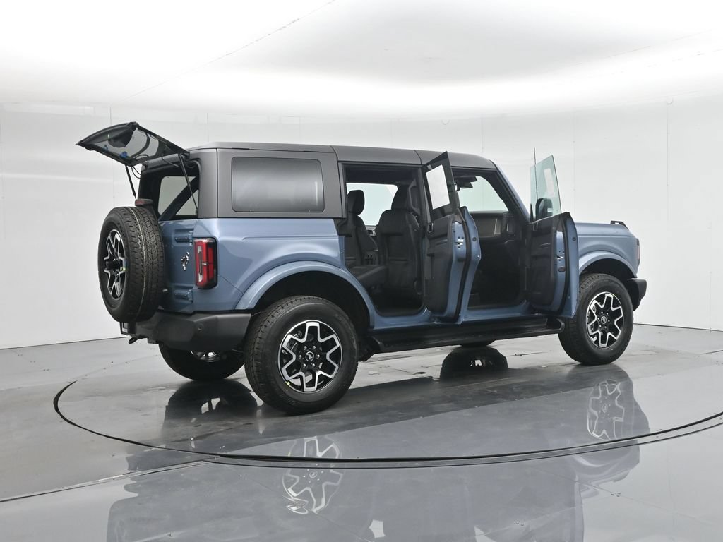 New 2025 Ford Bronco Outer Banks AWD/4WD image 5