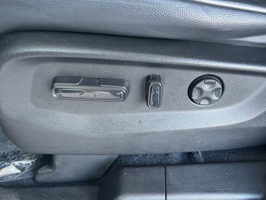 Used 2022 Honda Odyssey Elite image 23