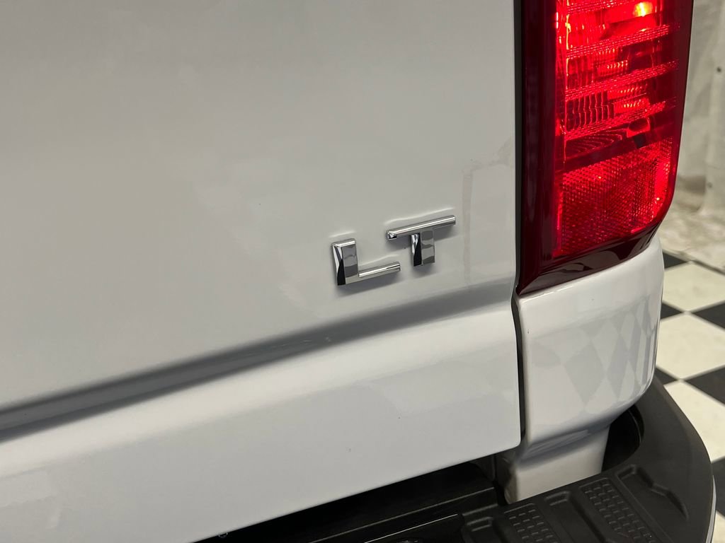 Used 2024 Chevrolet Silverado 2500 LT AWD/4WD image 20