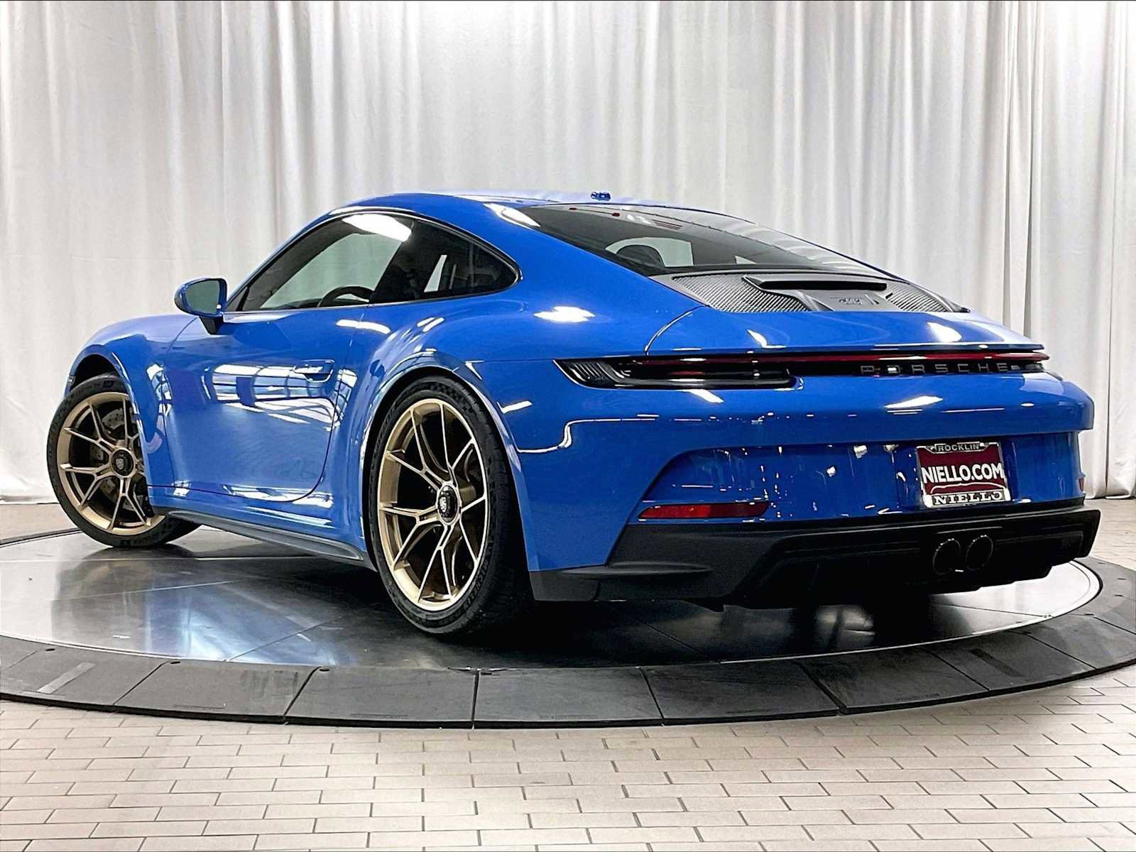 Used 2022 Porsche 911 GT3 image 2