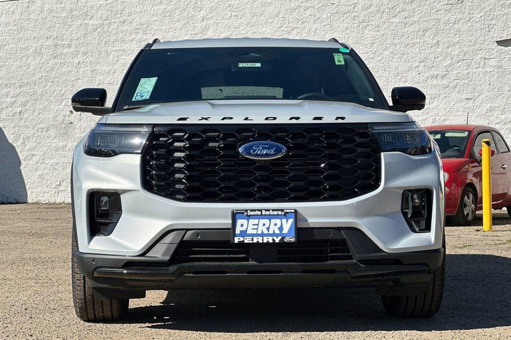 New 2026 Ford Explorer ST-Line w/ ST-Line Street Pack RWD image 3