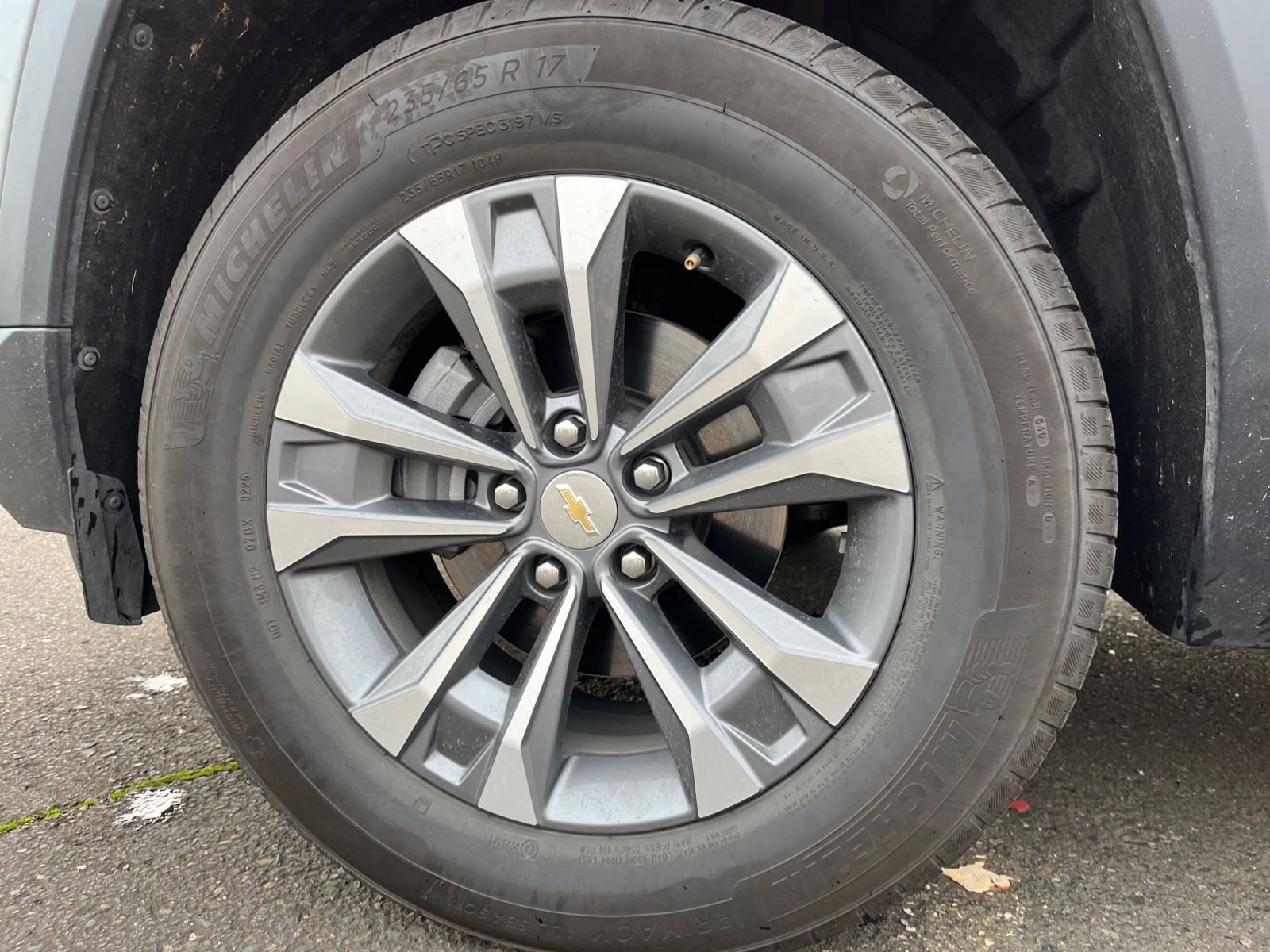 Used 2025 Chevrolet Equinox LT image 29