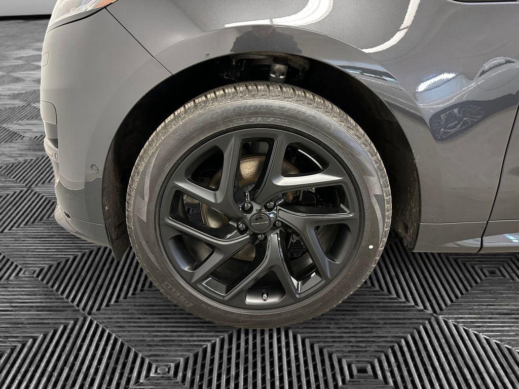 New 2026 Land Rover Range Rover Sport Dynamic SE image 14