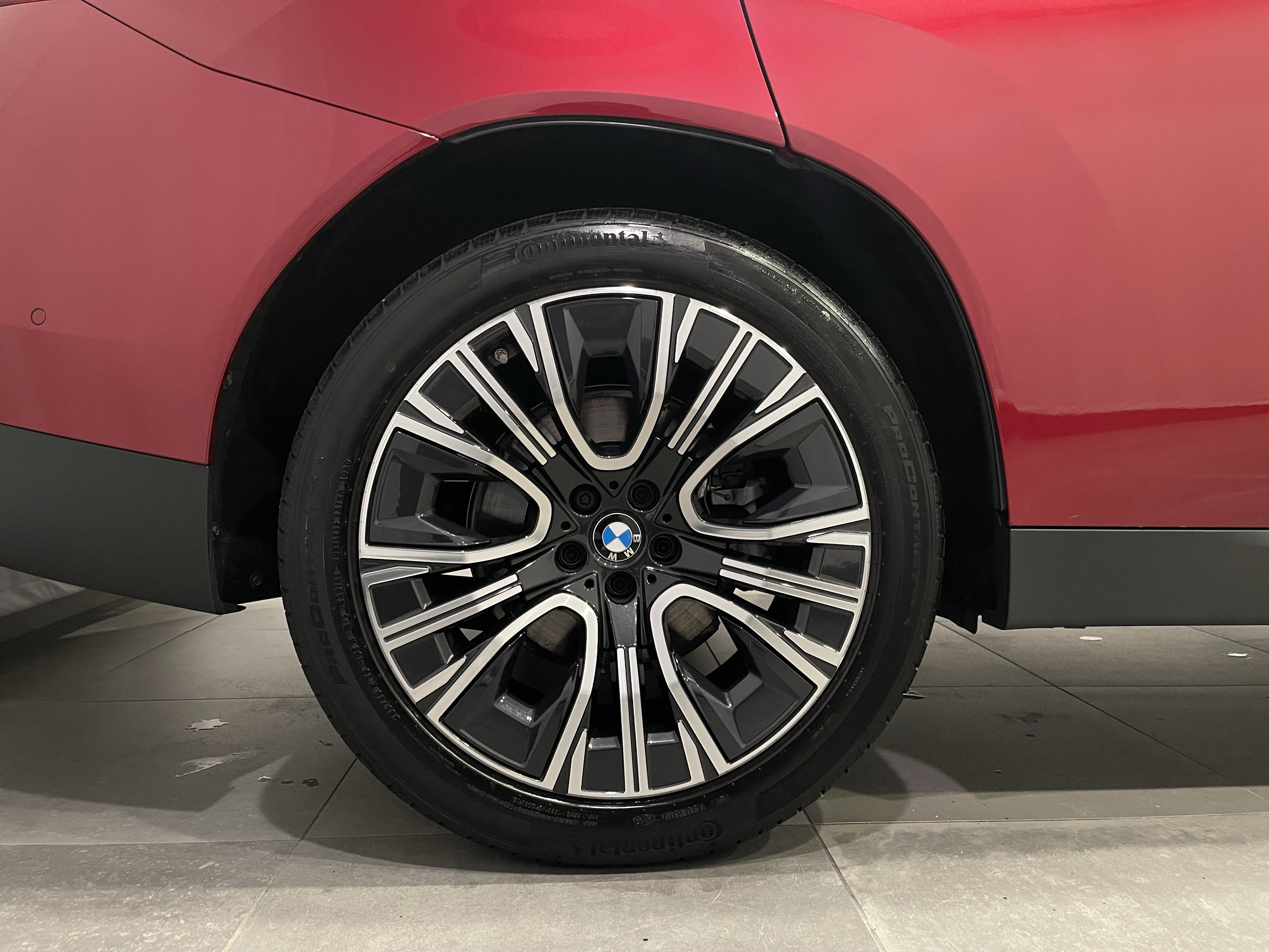 Used 2025 BMW X3 xDrive30i w/ Convenience Package image 9