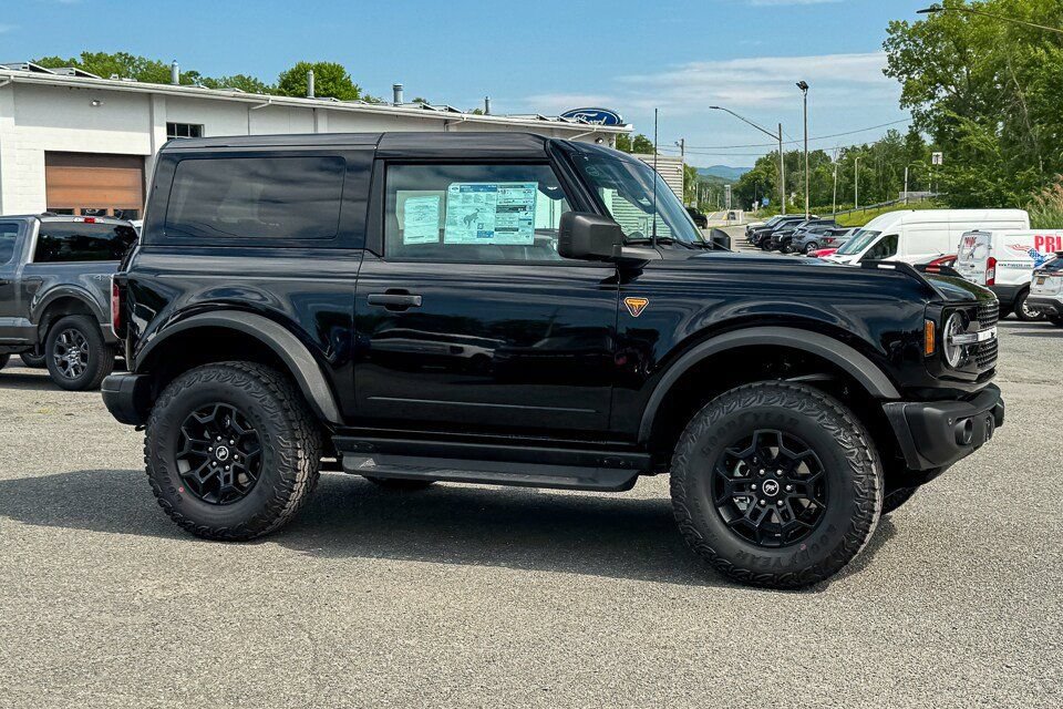 New 2026 Ford Bronco Badlands AWD/4WD image 2