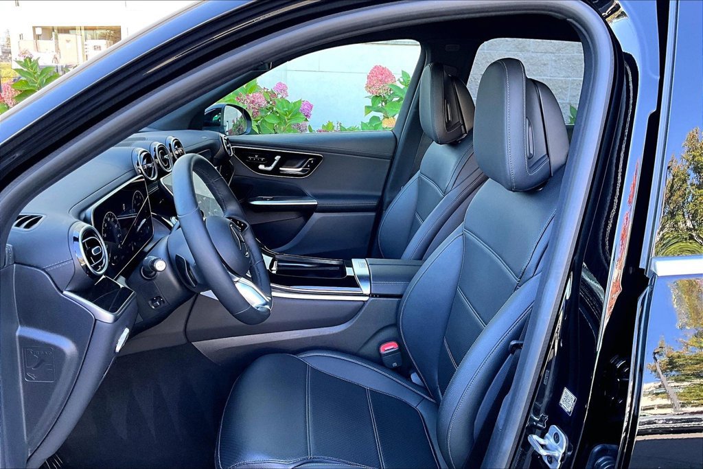 Used 2023 Mercedes-Benz GLC 300 4MATIC image 27