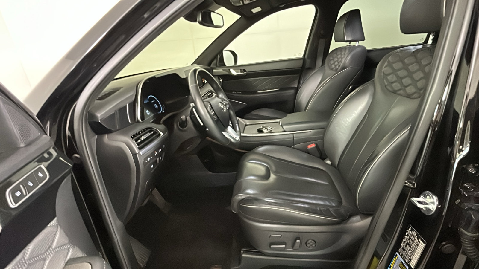 Used 2020 Hyundai Palisade Limited FWD image 14
