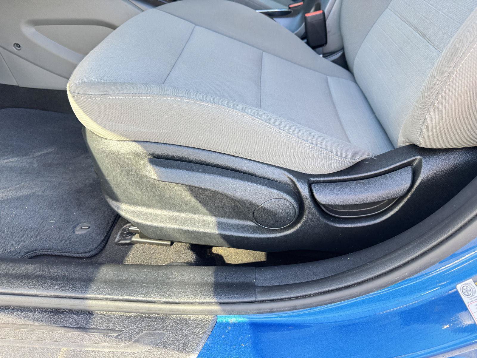 Used 2015 Kia Forte EX FWD image 10