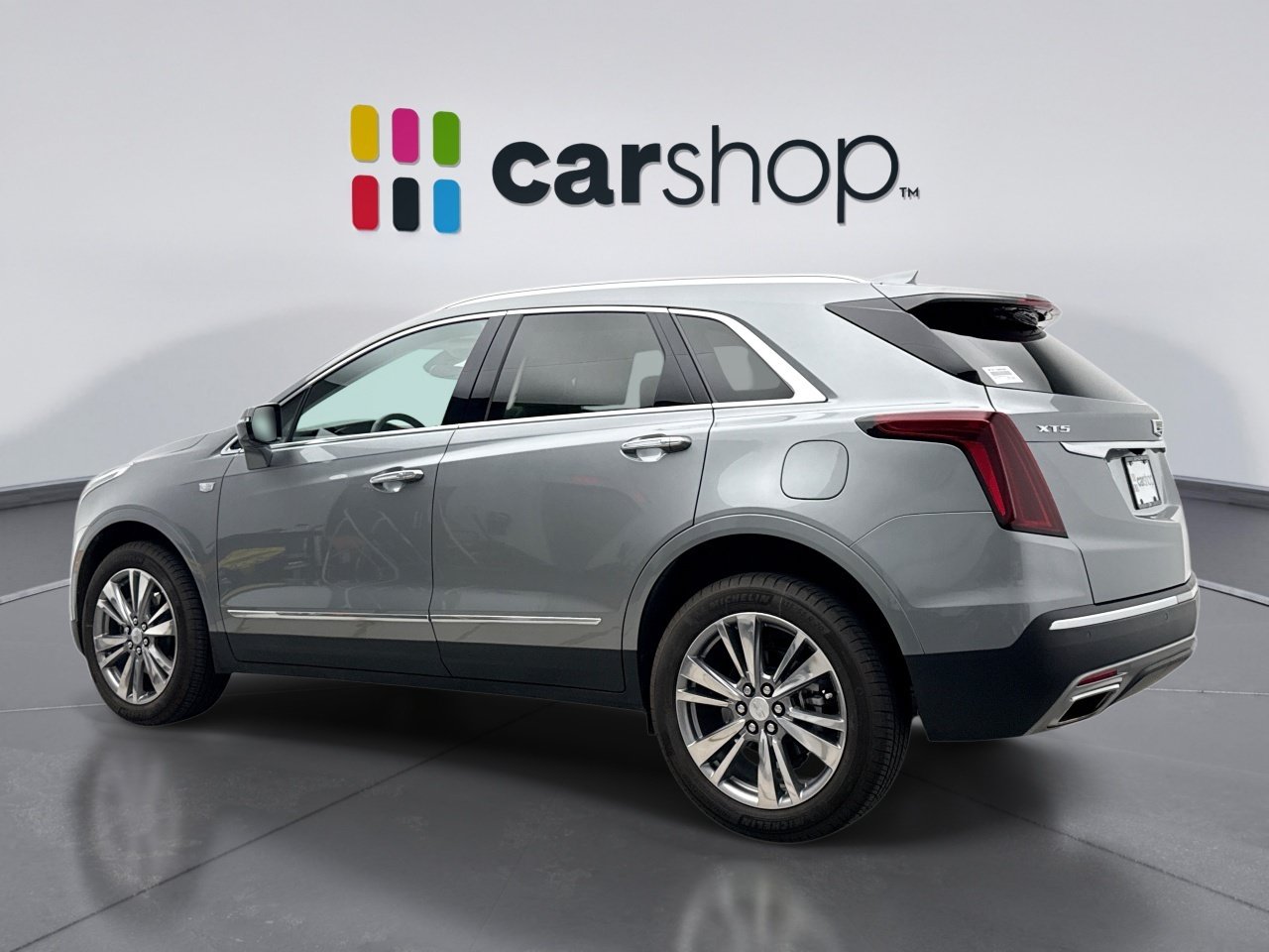 Used 2024 Cadillac XT5 Premium Luxury FWD image 3