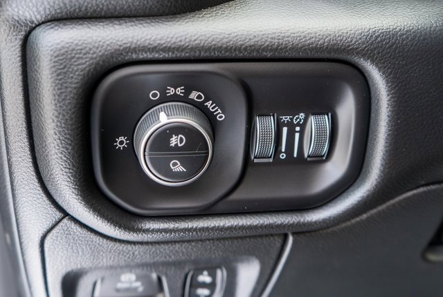 Used 2022 RAM 1500 Laramie w/ Trailer Tow Group image 21