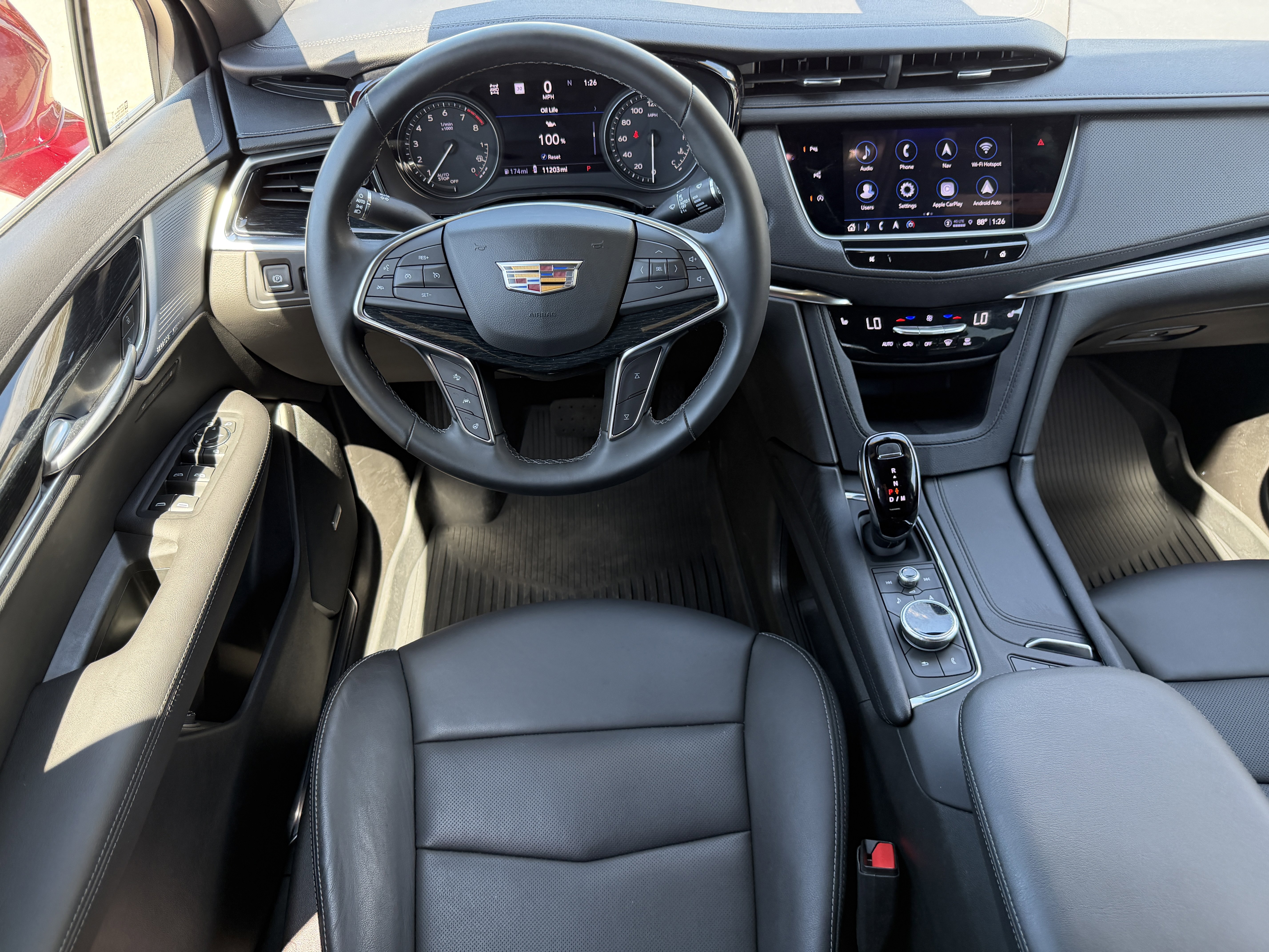 Certified 2025 Cadillac XT5 Premium Luxury w/ Technology Package AWD/4WD image 14
