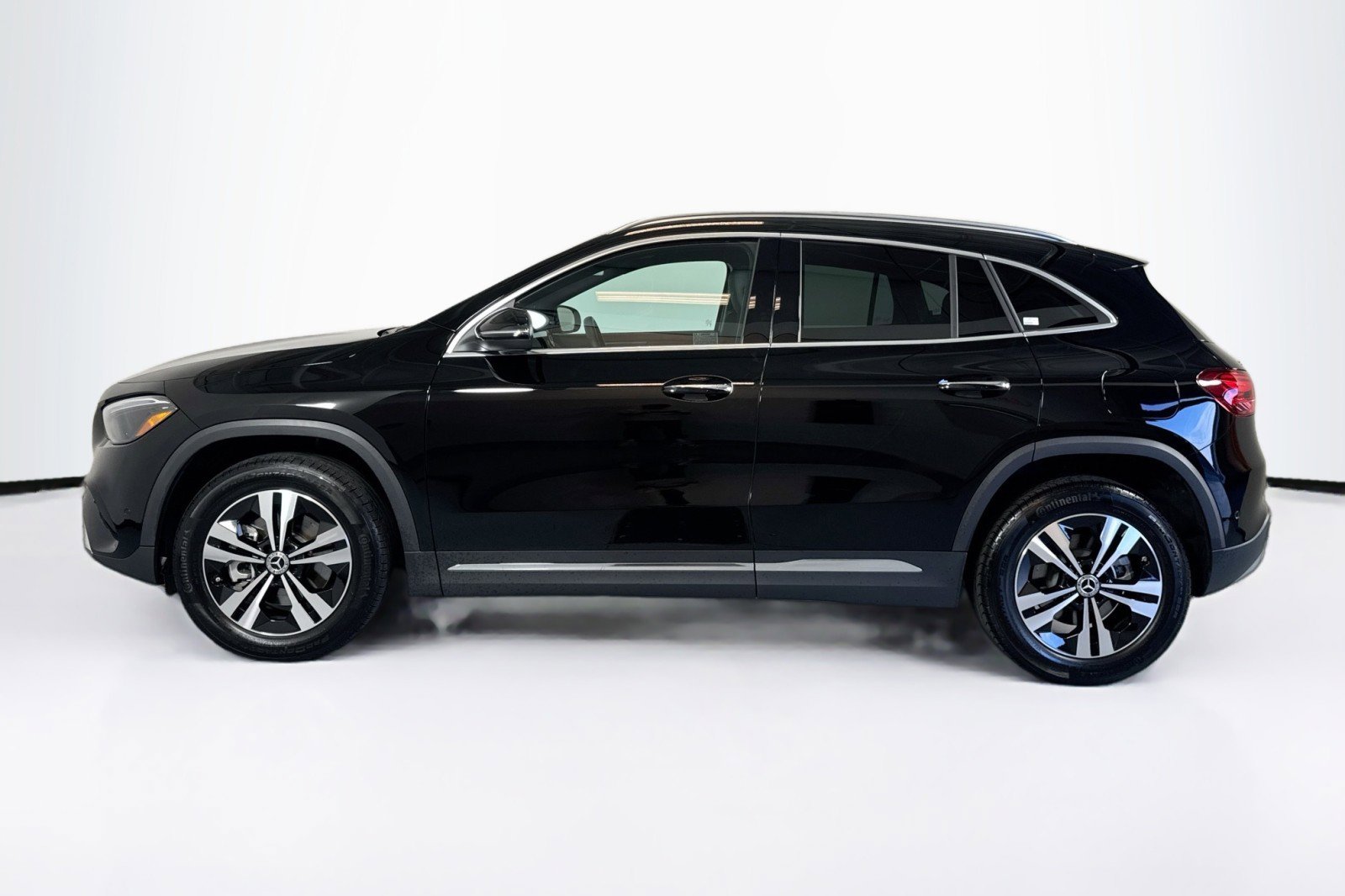 Certified 2025 Mercedes-Benz GLA 250 image 8