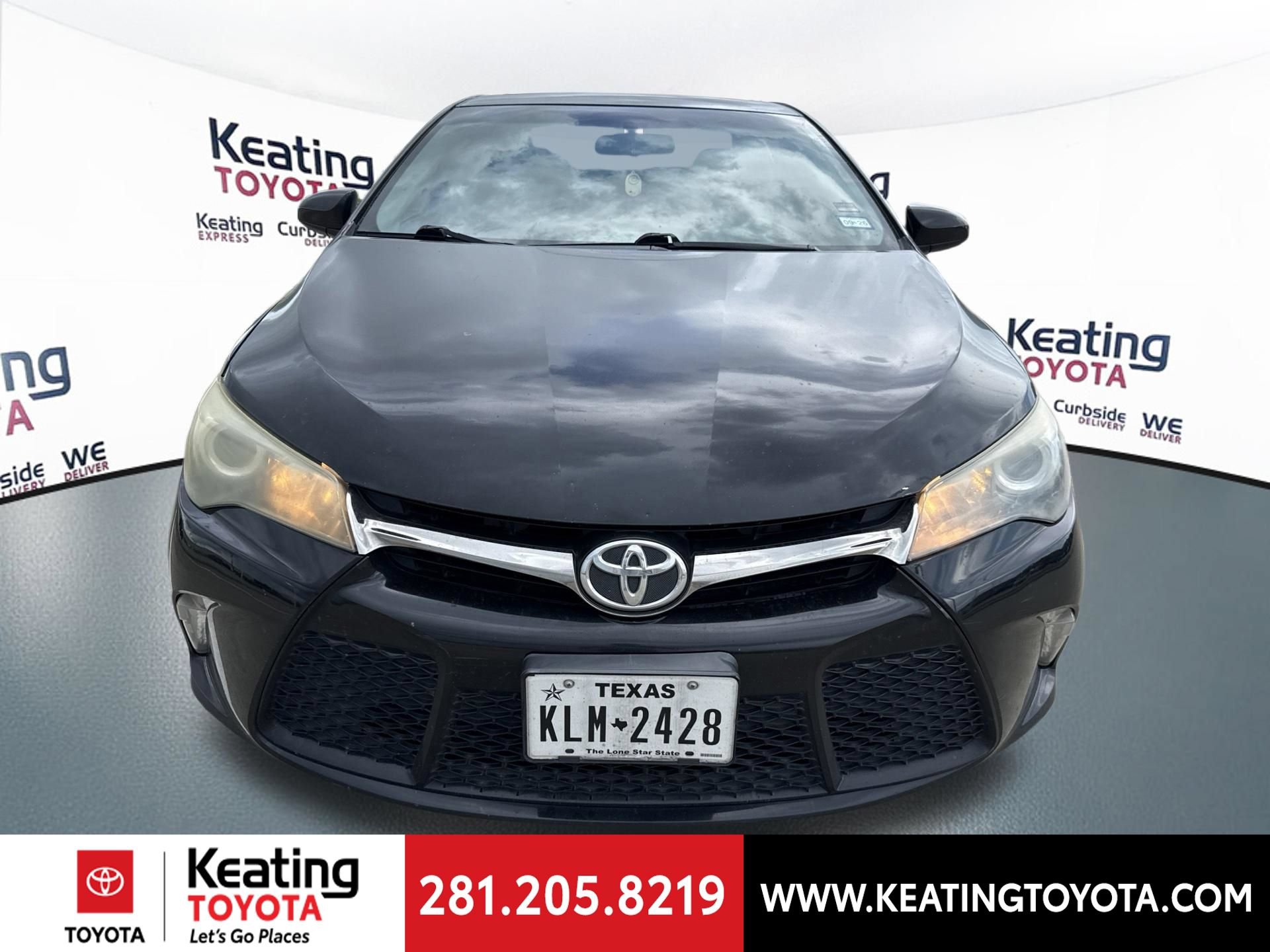 Used 2015 Toyota Camry SE w/ Moonroof Package FWD image 8