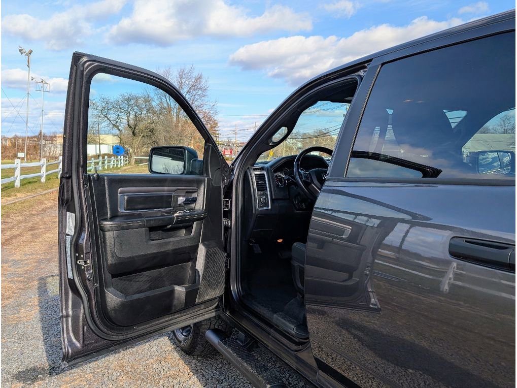 Used 2021 RAM 1500 Classic Warlock image 9