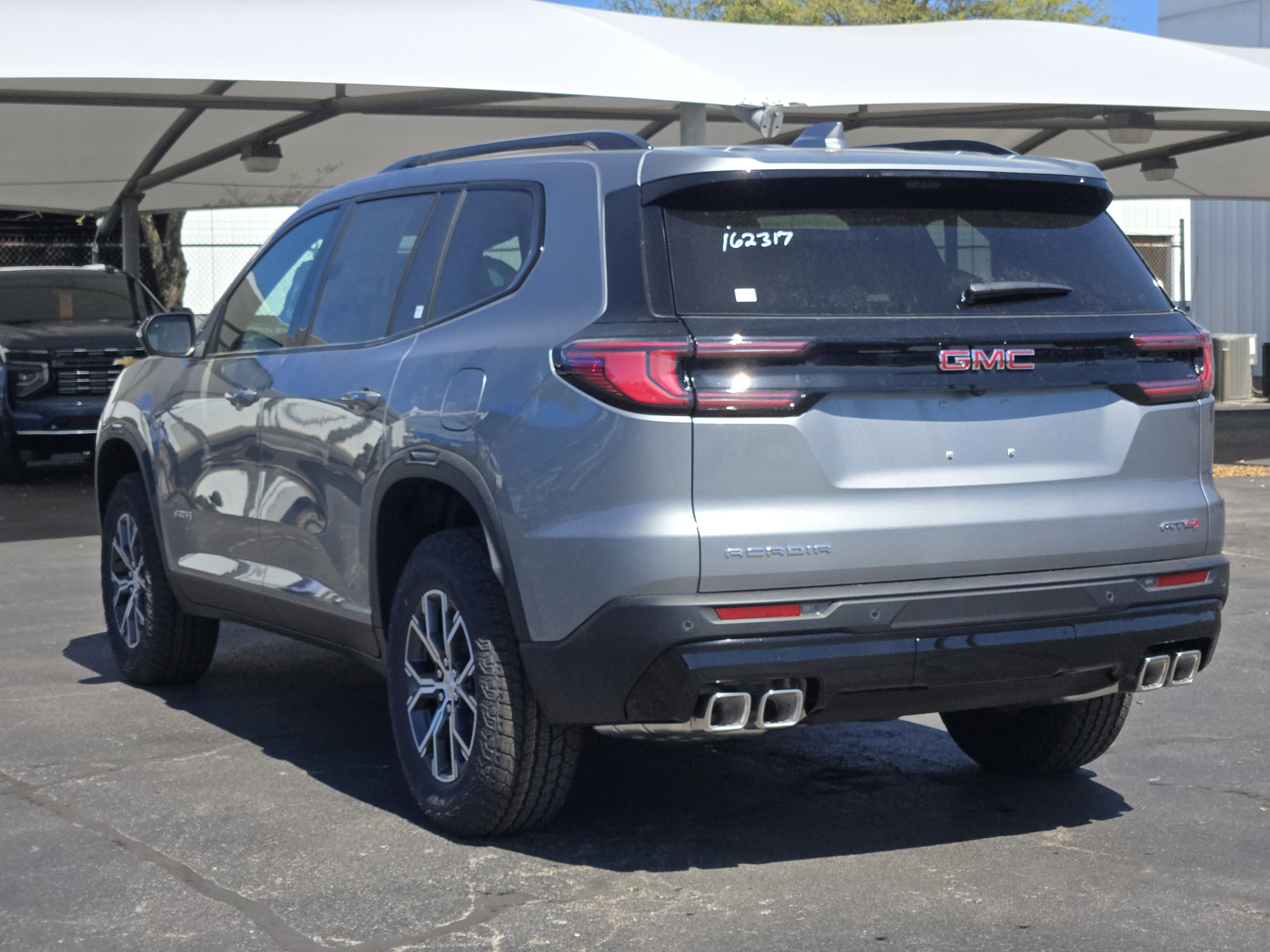 New 2026 GMC Acadia AT4 w/ Luxury Package image 3