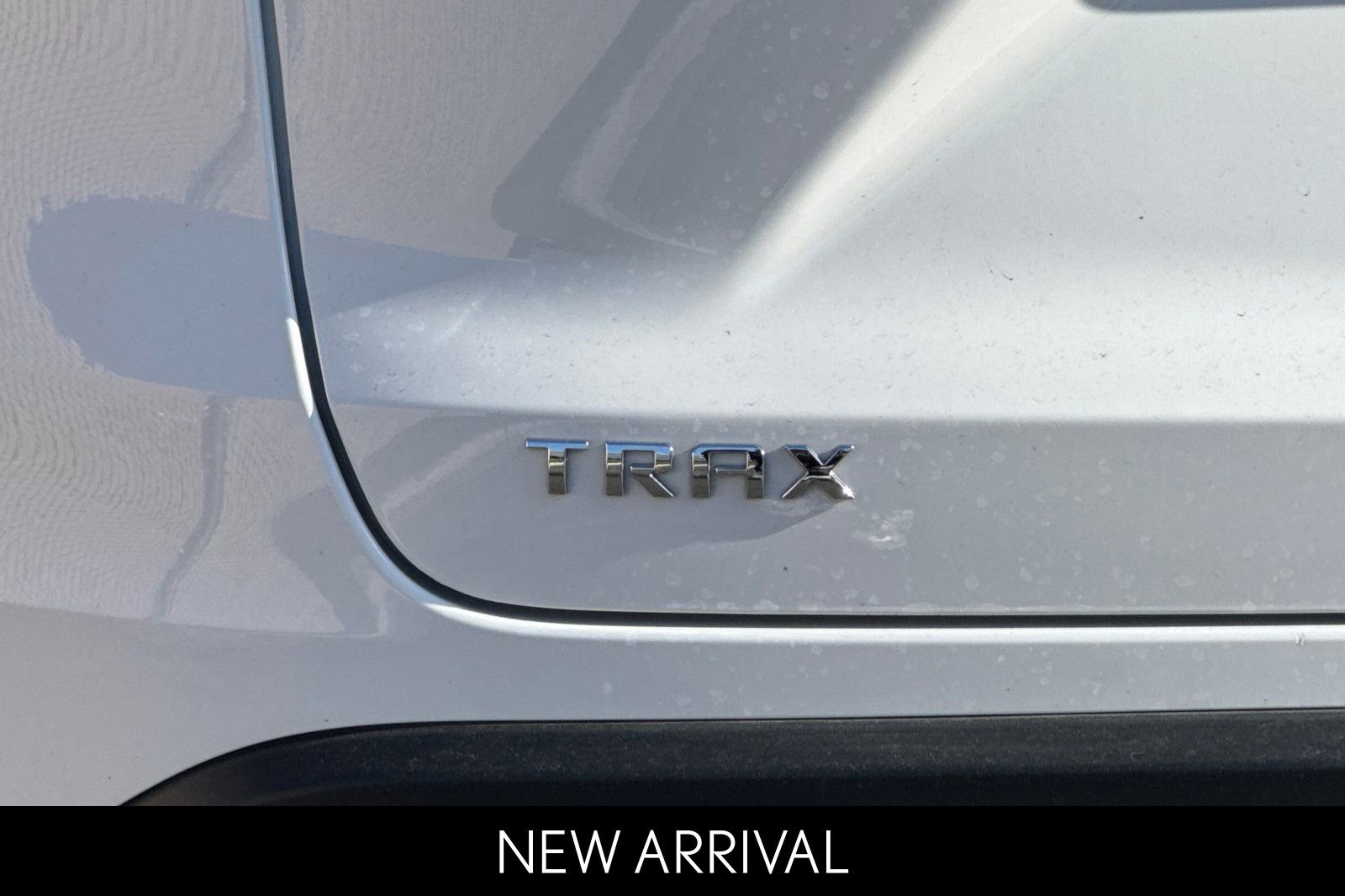 Used 2025 Chevrolet Trax LT FWD image 31