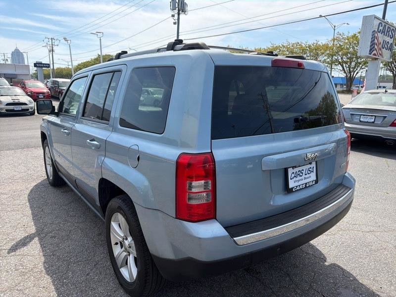 Used 2013 Jeep Patriot Limited w/ Sun/Sound Group FWD image 8