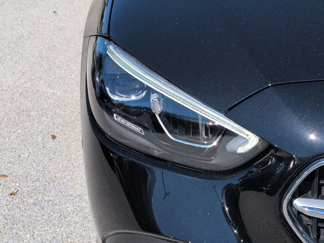 Used 2025 Mercedes-Benz C 300 Sedan image 11