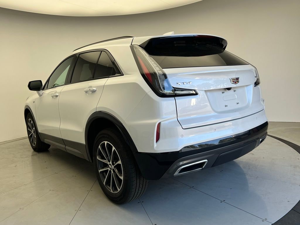 Used 2024 Cadillac XT4 Sport image 4