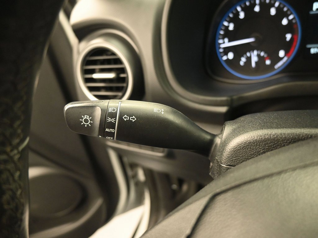 Used 2020 Hyundai Kona SEL image 21