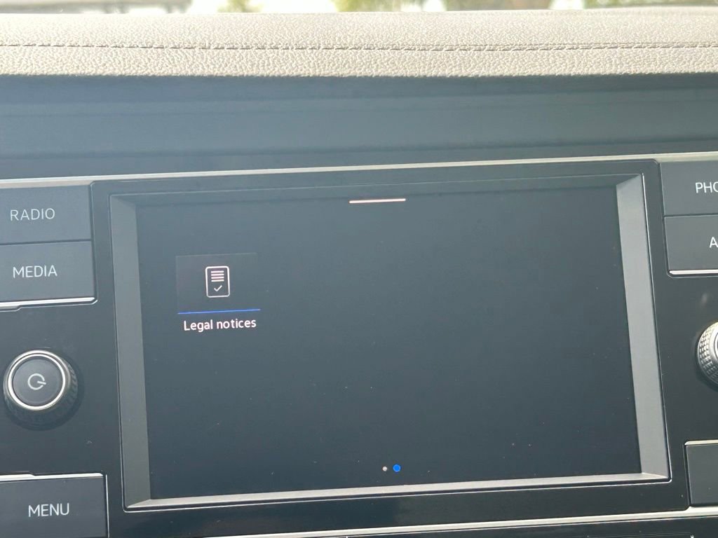 Used 2023 Volkswagen Jetta SE image 17