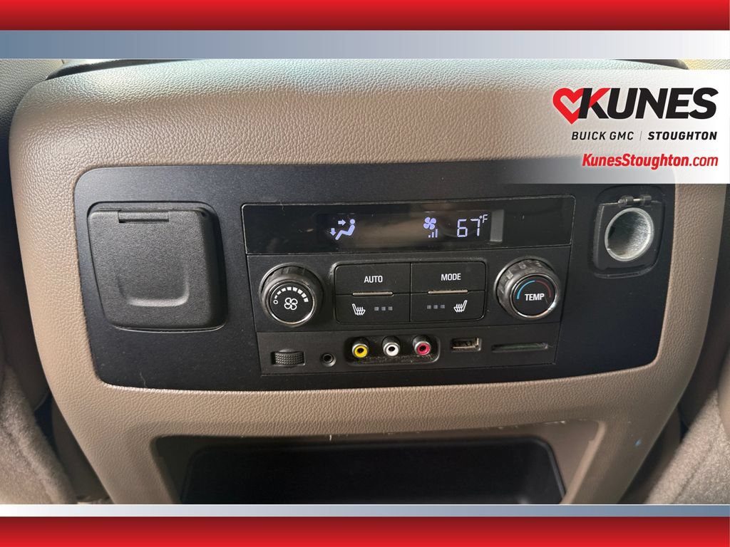 Used 2015 Chevrolet Suburban LTZ AWD/4WD image 36