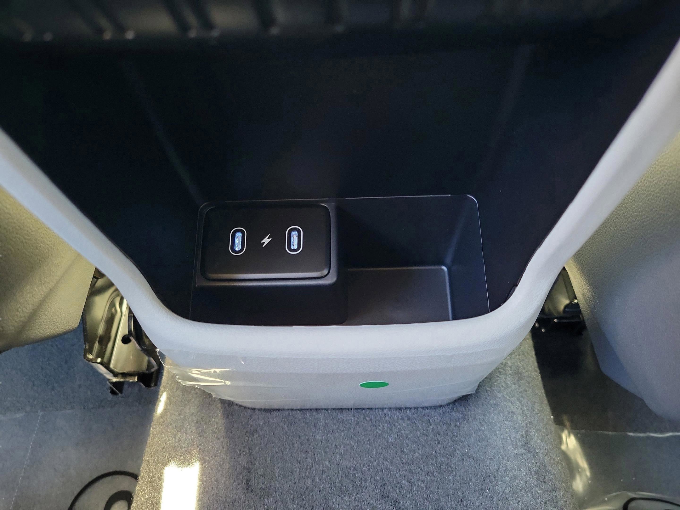 New 2026 Hyundai Kona SEL Premium image 31