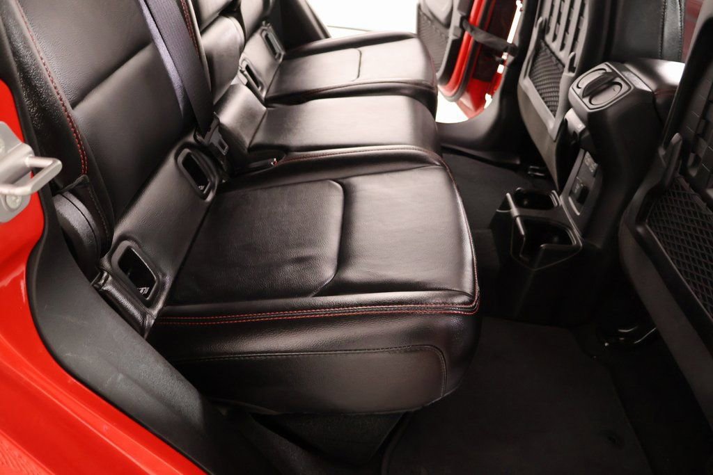 Used 2022 Jeep Gladiator Rubicon w/ LED Lighting Group image 14