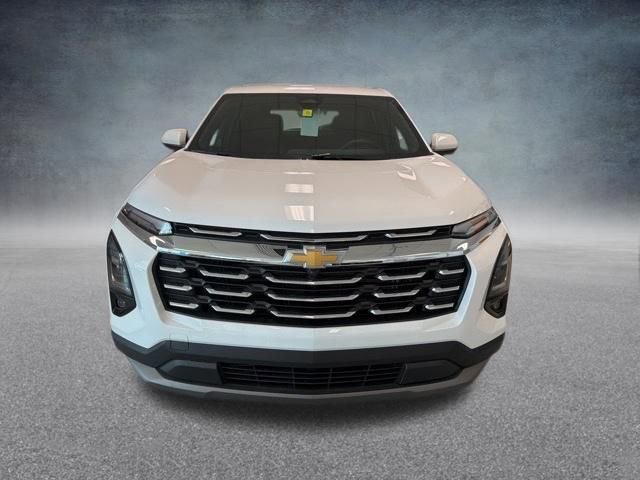 New 2026 Chevrolet Equinox LT w/ Convenience Package II AWD/4WD image 3