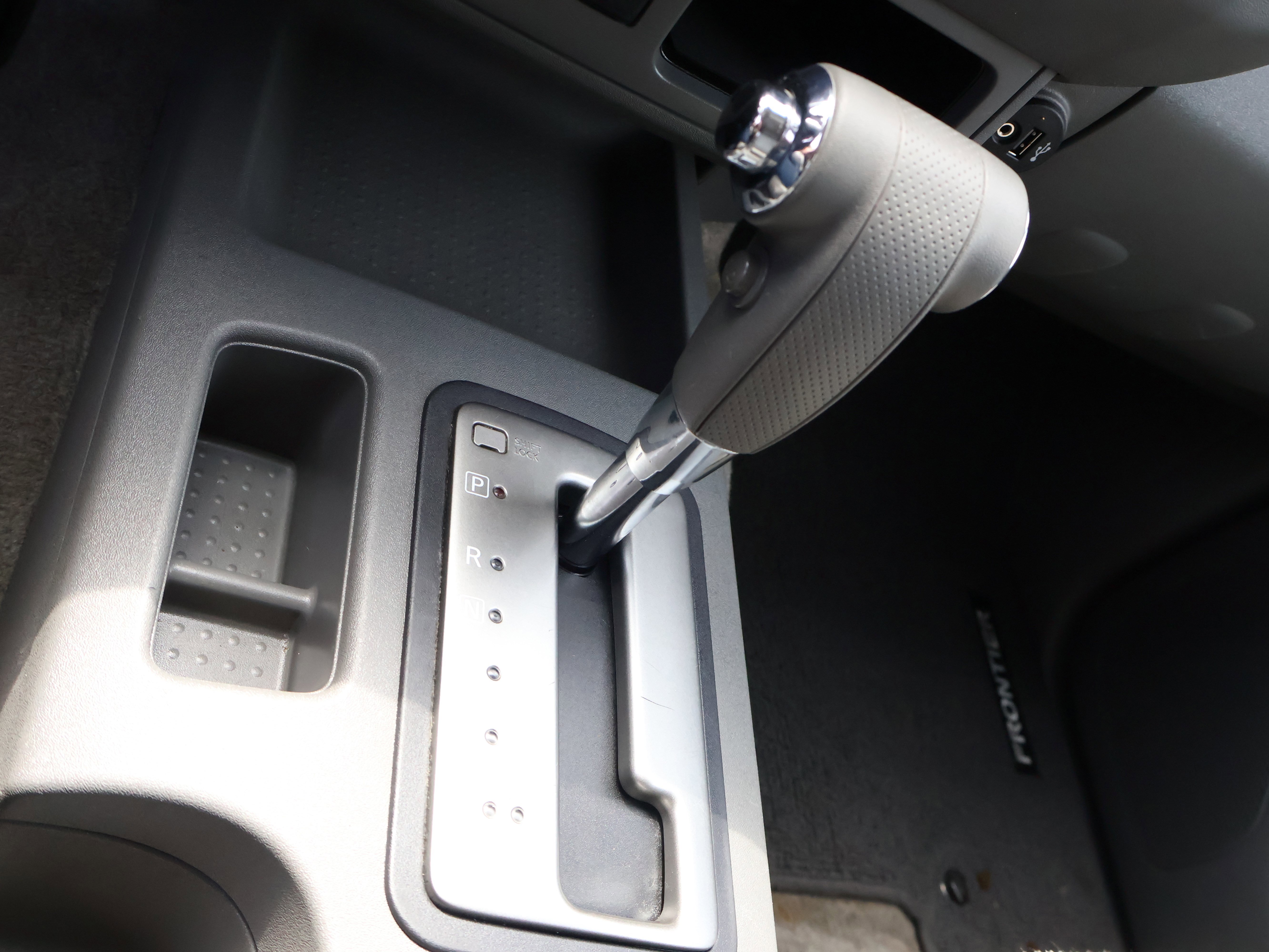 Used 2017 Nissan Frontier SV image 33