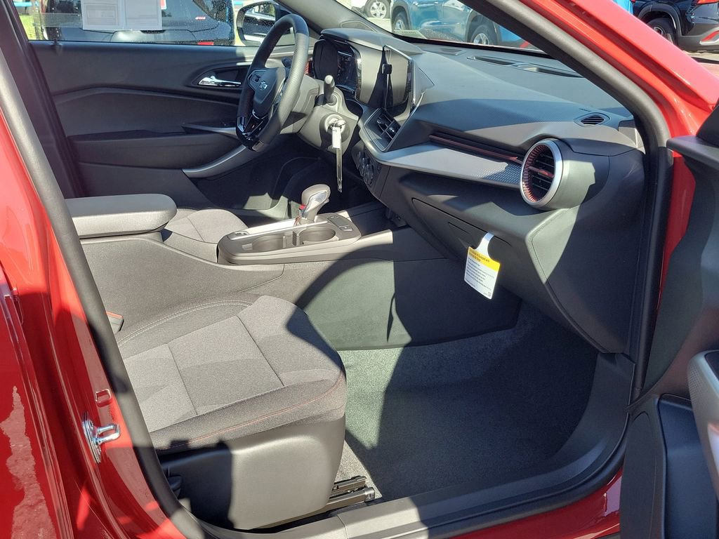 New 2026 Chevrolet Trax RS w/ Driver Confidence Package image 11