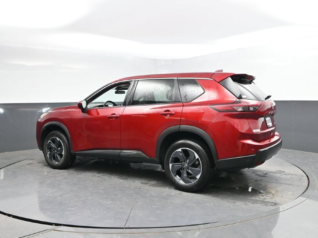 Used 2025 Nissan Rogue SV AWD/4WD image 9