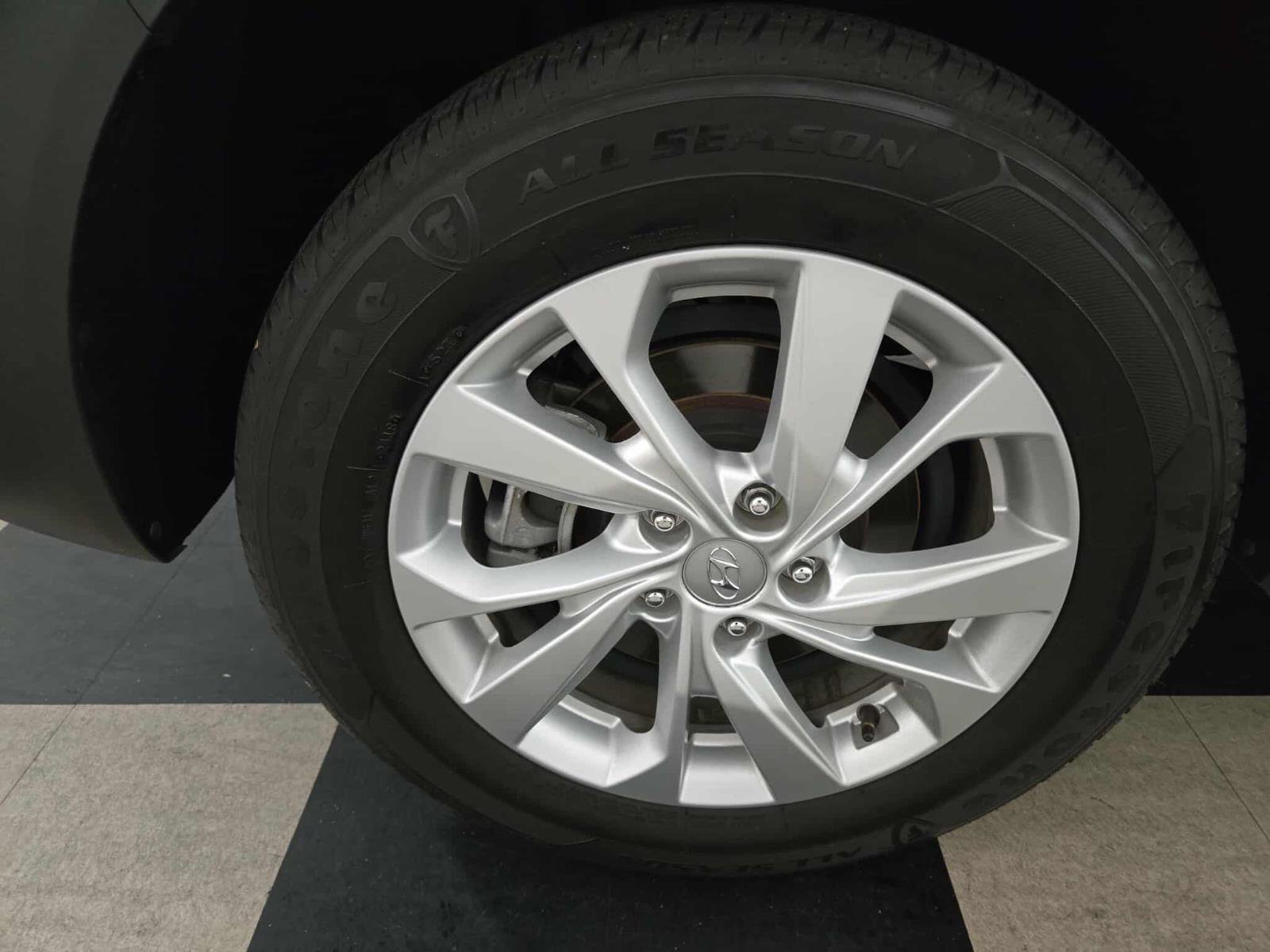 Used 2021 Hyundai Tucson SE image 40