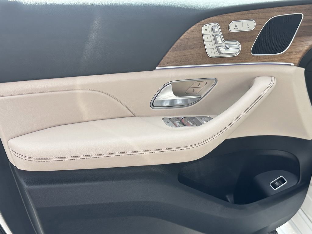 Certified 2025 Mercedes-Benz GLE 350 4MATIC image 11
