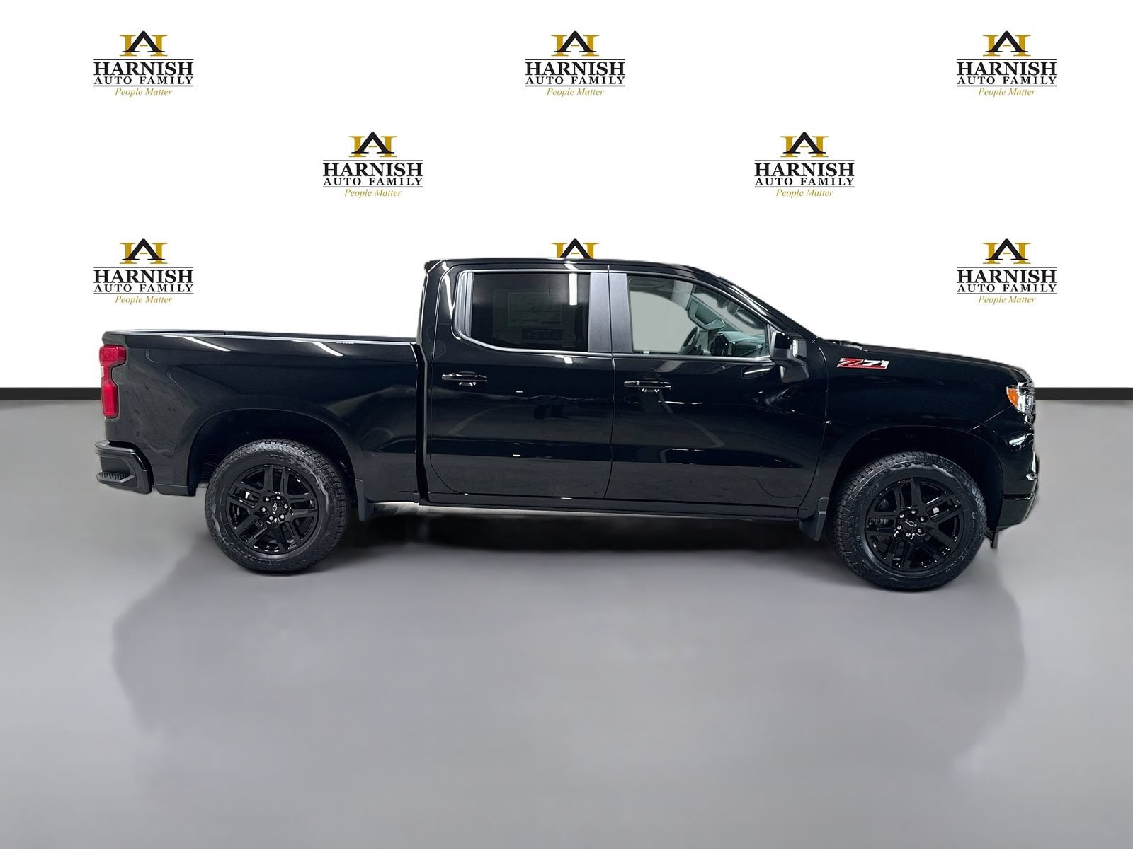 New 2026 Chevrolet Silverado 1500 RST w/ RST All Star Premium Package AWD/4WD image 4