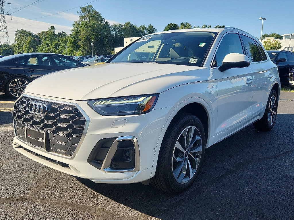 Certified 2024 Audi Q5 2.0T Prestige w/ Prestige Package AWD/4WD image 9