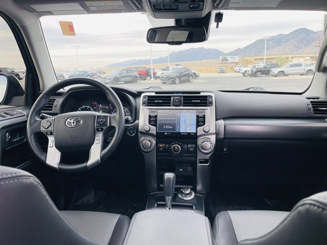 Used 2023 Toyota 4Runner SR5 Premium image 15