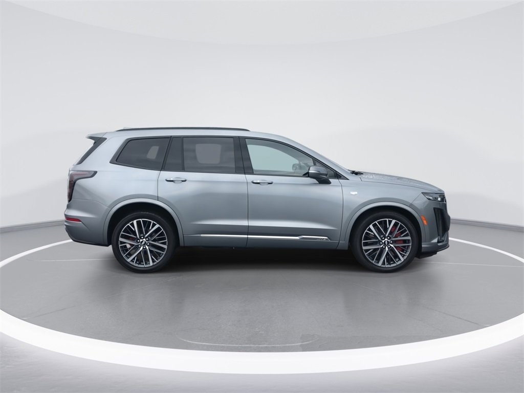 Used 2023 Cadillac XT6 Sport image 9