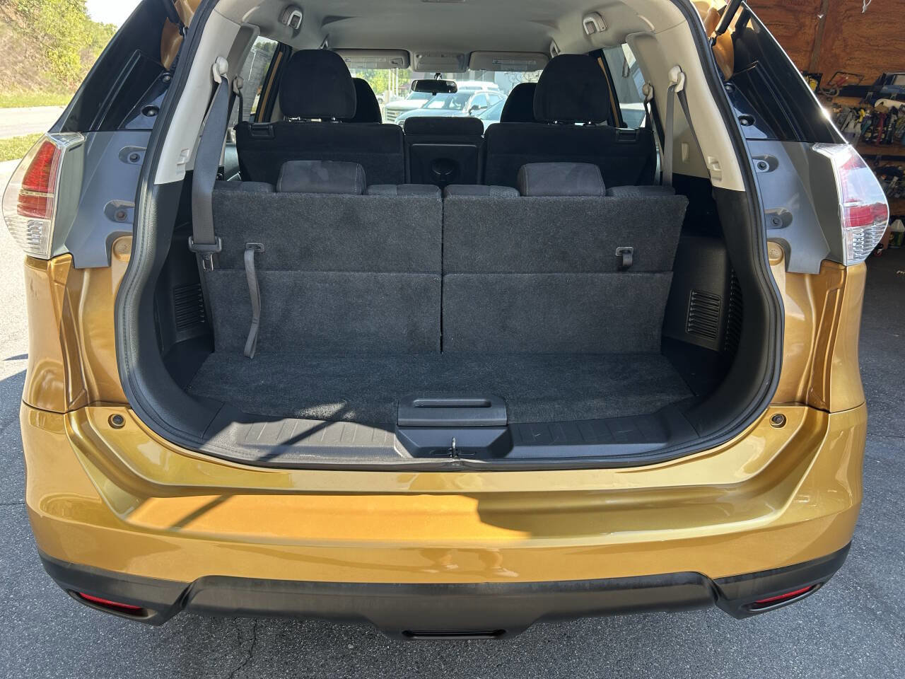 Used 2014 Nissan Rogue S w/ S Family Package image 17