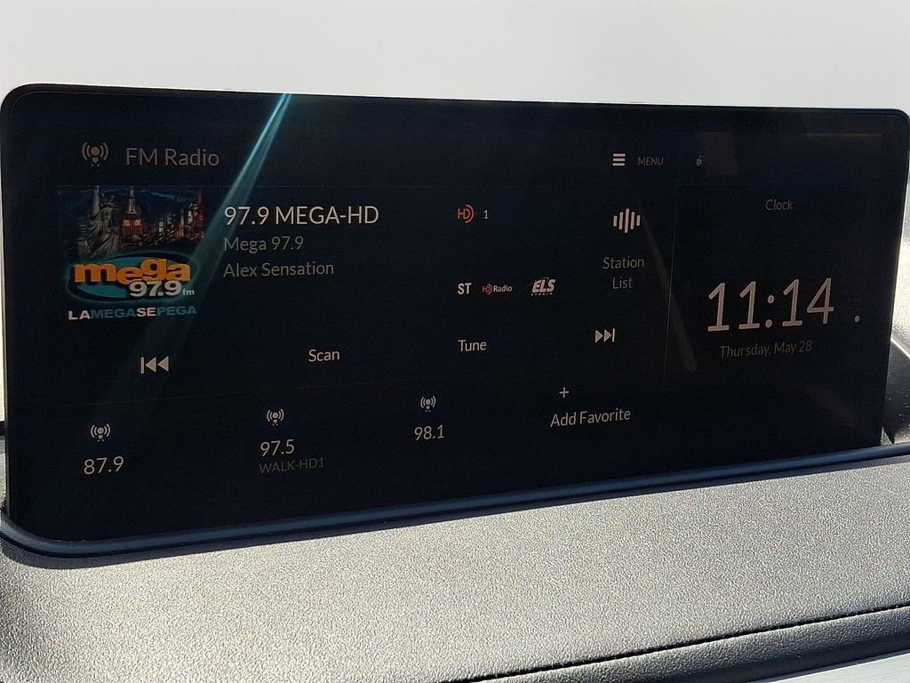 Used 2023 Acura MDX SH-AWD w/ Technology Package image 19