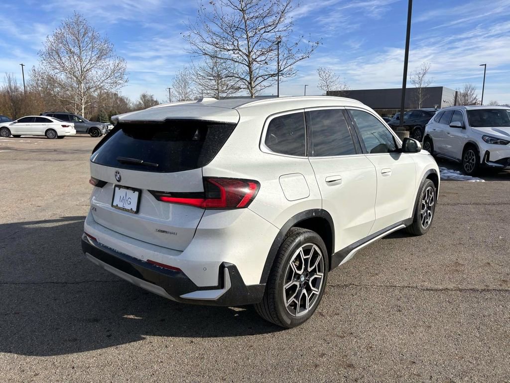 Certified 2025 BMW X1 xDrive28i image 7