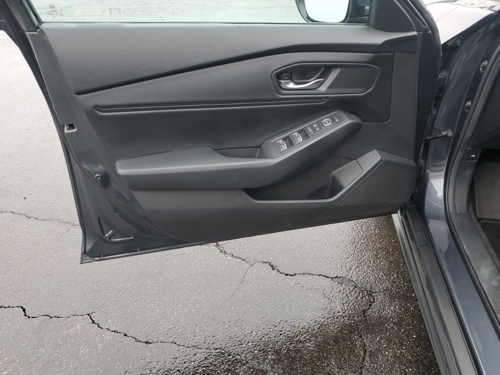 Certified 2024 Honda Accord EX image 11