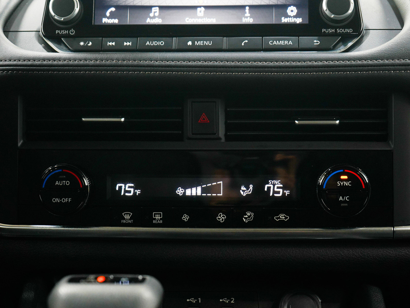 Used 2025 Nissan Rogue SV image 15